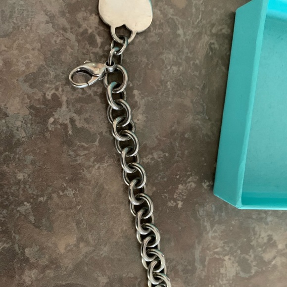 Authentic TIFFANY & CO Heart Tag Bracelet - Picture 2 of 4